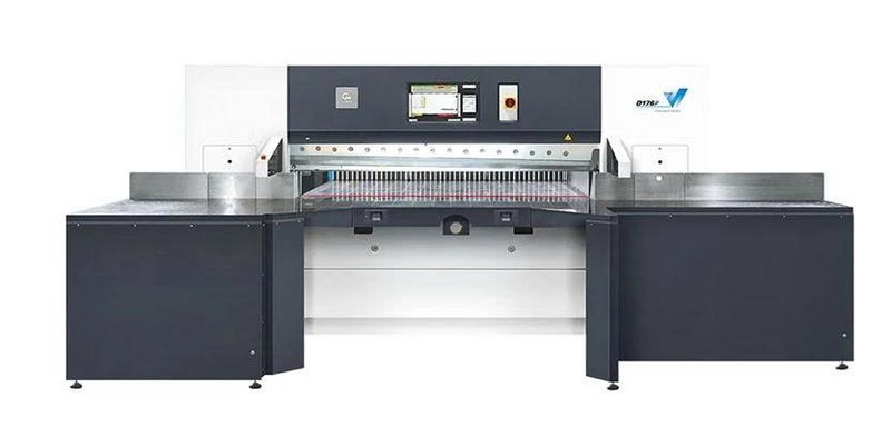 Máy cắt giấy với bánh răng trục vít kép D176P