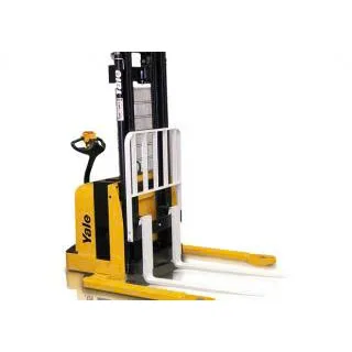 Xe nâng điện đứng lái Yale MSW040-E
