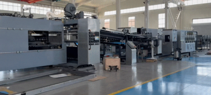 Máy gấp dán tự động lắp sau máy in flexo RFM-2000M4