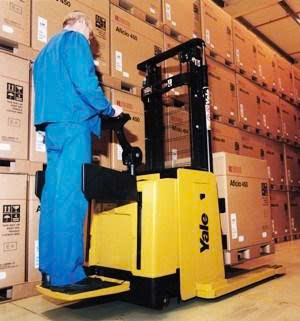 Xa nâng MS15X làm việc