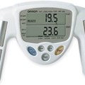 Máy đo lượng mỡ cơ thể Omron HBF-306