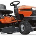 Máy cắt cỏ người lái Husqvarna LT 154