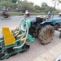 MÁY GIEO HẠT ĐẬU PHỘNG 4 HÀNG