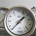 Đồng hồ áp suất Labom ống Bourdon( Áp kế cơ khí với ống Bourdon )