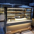 Tủ trưng bày bánh OKASU OKA-18K