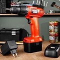 Máy khoan pin giá rẻ CD961 Black&Decker