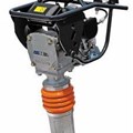 Máy đầm cóc Hitachi ZV55RL