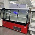 Tủ mát trưng bày thịt tươi Carrier AMADP 25156 (máy block trong)