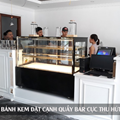 Tủ trưng bày bánh kem Okasu vuông 3 tầng OKS-640V
