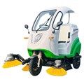 Xe quét rác đường ngồi lái Kumisai KMS 120
