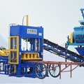 Máy ép gạch QT5-15