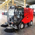 Xe quét rác hút bụi đường động cơ dầu Kubota SW-III