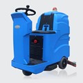 Máy chà sàn ngồi lái mini 