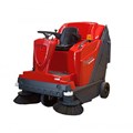 Máy quét đường chuyên nghiệp Poli Raptor DK88 chạy bằng động cơ diesel Kubota