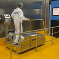 Máy rửa ủng hai chiều PBW-61E
