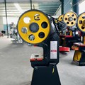 Máy đột dập cơ 16 tấn J23-16