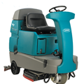 Máy chà sàn liên hợp ngồi lái Tennant T7 