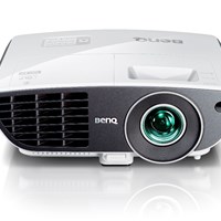 Máy chiếu HD BenQ W710ST