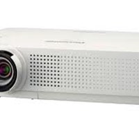 Máy chiếu Panasonic PT-VX400EA