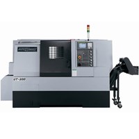 Máy tiện CNC băng nghiêng UT-200