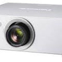 Máy chiếu Panasonic PT-DX810S