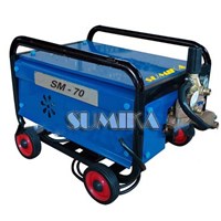 Máy phun rửa áp lực Sumika SM-70 (sử dụng dây đai)