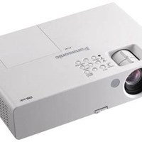 Máy chiếu Panasonic PT-LB3E