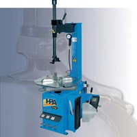 Máy ra vào lốp xe con M322
