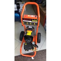 Máy phun rửa xe ô tô / 1.8KW