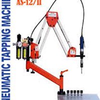 Máy ta rô cần 1400mm dùng hơi khí nén M3 - M12 hiệu Trade Max  AS-12/II