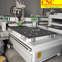 Máy CNC Trung Tâm -YK1 (Servo)