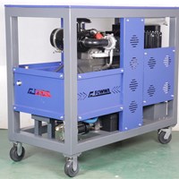 Máy rửa xe , làm sạch chạy diesel FOWWA CTD251000