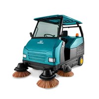 Xe quét rác công nghiệp ngồi lái Kumisai KMS 77