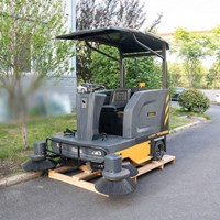 Máy quét sàn công nghiệp dạng ngồi lái Kusami KSM-U135P