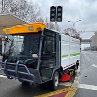 Xe quét đường chạy điện dung tích 3.5 khối LB5035.EV