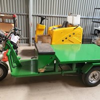 Xe điện chở hàng 3 bánh trong nhà máy sàn phẳng tải trọng 500kg