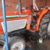 Máy cày KUBOTA L3202