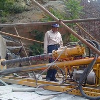 Máy khoan neo xây dựng AK80E