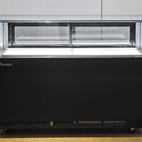 Tủ trưng bày bánh kính vuông Renew RNB1500-1D1R