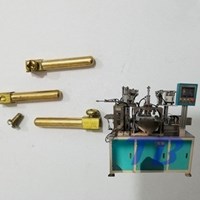 Máy dẫn động trục vít đầu cắm chốt TB-522