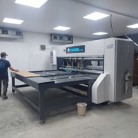 Máy bổ chạp bán tự động (Cắt khe thùng carton) BCC- 2400/2800