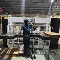 Máy đóng ghim thùng carton 2 mảnh (4 servo) SDJ-2200/3000/3500