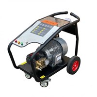 Máy Rửa Xe Cao Áp 5.5Kw Mactool XP-5.5T4