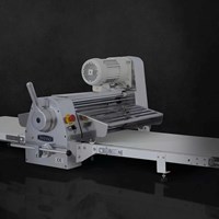 Máy cán bột Bresso HKDS-420T