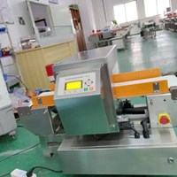 Máy dò kim loại tự động mini dành cho thực phẩm thủy sản 