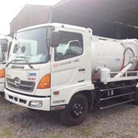 Xe hút bể phốt 5 khối Hino TV-0800 