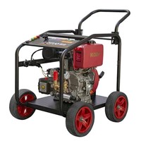 Máy rửa áp lực chạy bằng dầu diesel, công suất 13 mã lực, áp suất làm sạch 3600 psi BT-240Q 