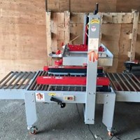 Máy dán thùng trên dưới YUPA-7070