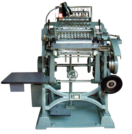 Máy khâu chỉ SX-01A