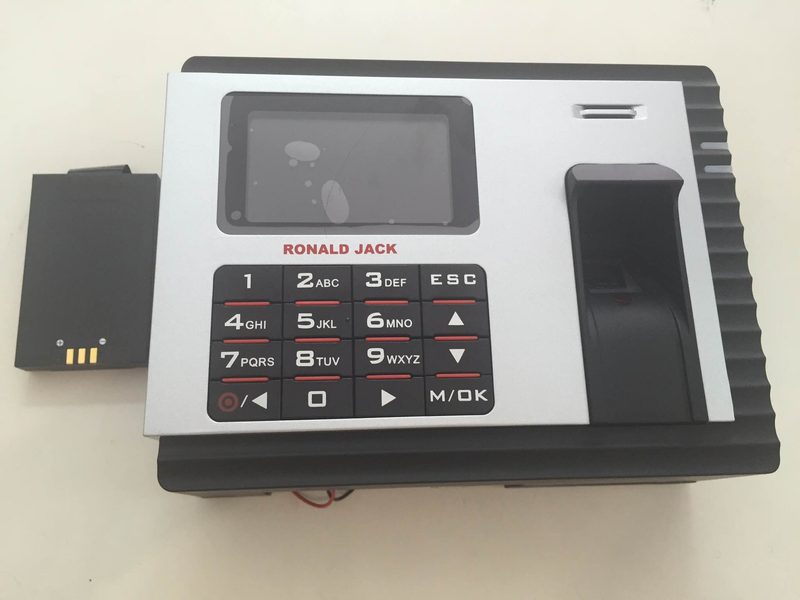 Máy chấm công Ronald Jack X628-C